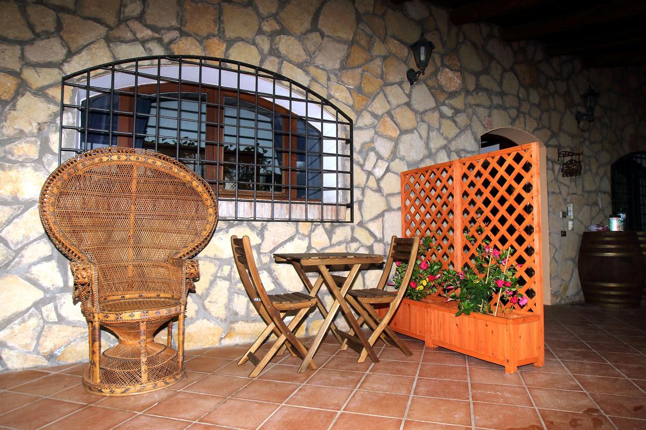 Casale Farnesiana B&B 타르퀴니아 외부 사진
